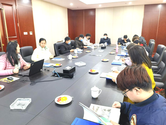 江蘇城鄉(xiāng)建筑學(xué)院來我司考察校企合作溝通221.png 江蘇城鄉(xiāng)建筑學(xué)院來我司考察校企合作溝通221.png